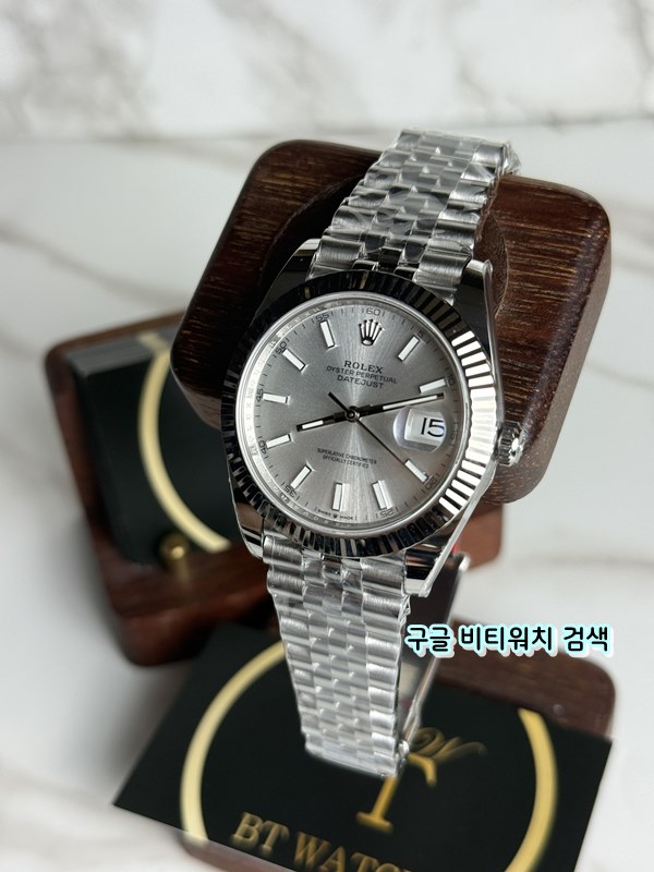 007f609eaf73826ac1b27c08ae55c0d7_1786366327_5799.jpeg