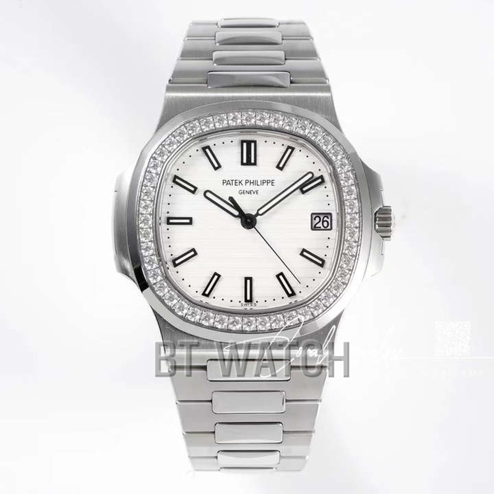 파텍필립 노틸러스 화이트 피아노 다이얼 5711 다이아 베젤40mm Patek Philippe Nautilus