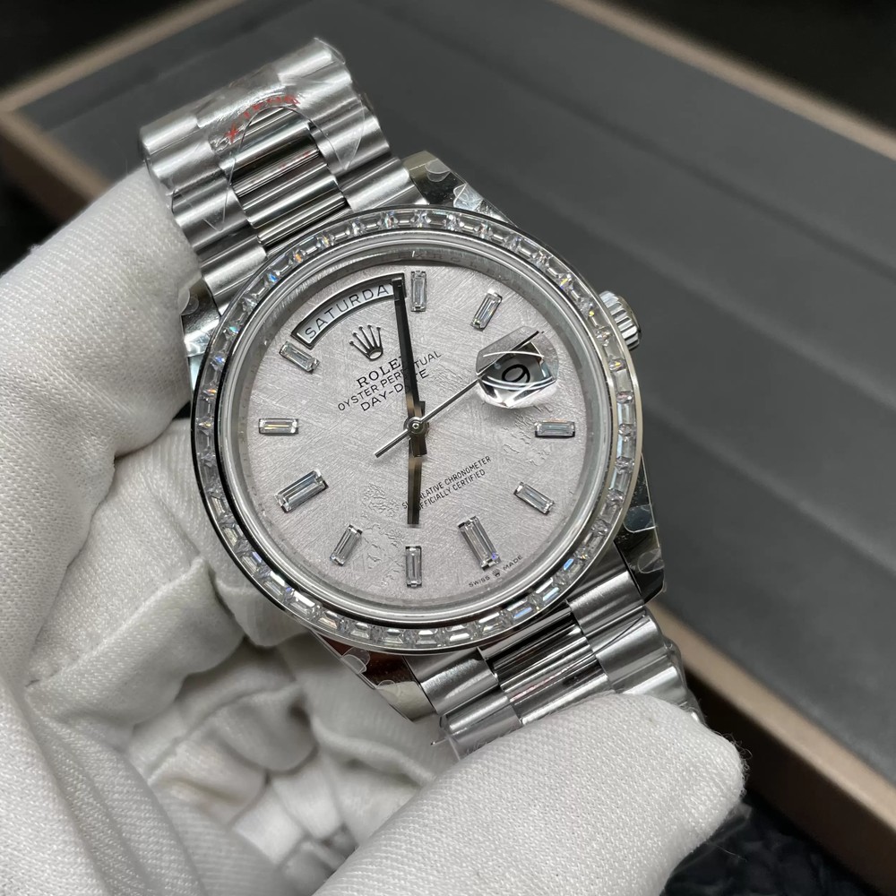 롤렉스 데이데이트 메테오 다이얼 다이아 베젤 40mm Rolex Daydate