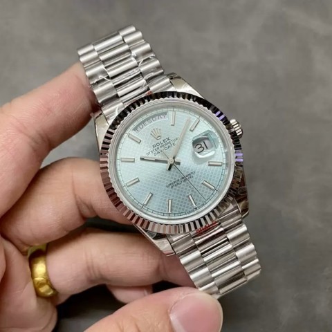 롤렉스 데이데이트 아이스블루 다이얼 m228236 Rolex Daydate