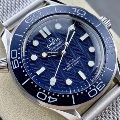 오메가 씨마스터 다이버300 OMEGA Sea Master 007 60주년 에디션